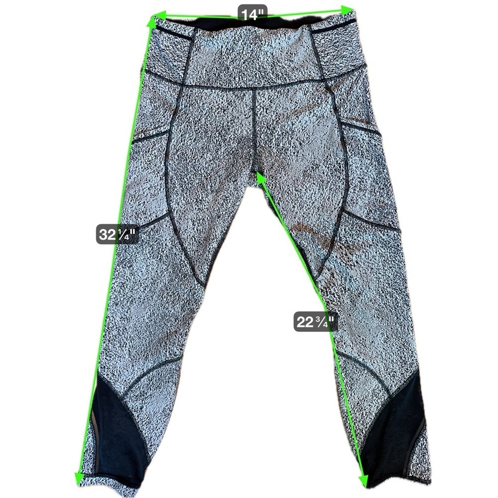 Lululemon Reflective Speed Tight Leggings Size 10 Black/White Pixel Print - Picture 3 of 16